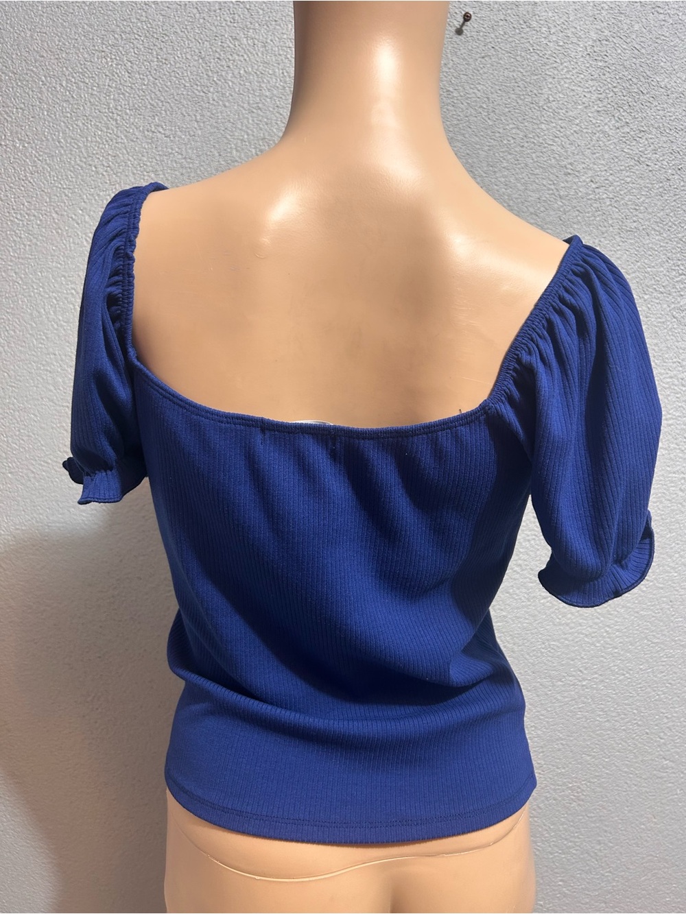 Blue Ribbon-Trim Puff Sleeve Ribbed Top - Picture 3 of 5